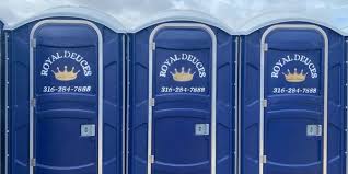 Best Portable Restroom Maintenance and Cleaning  in Wilmington Manor, DE